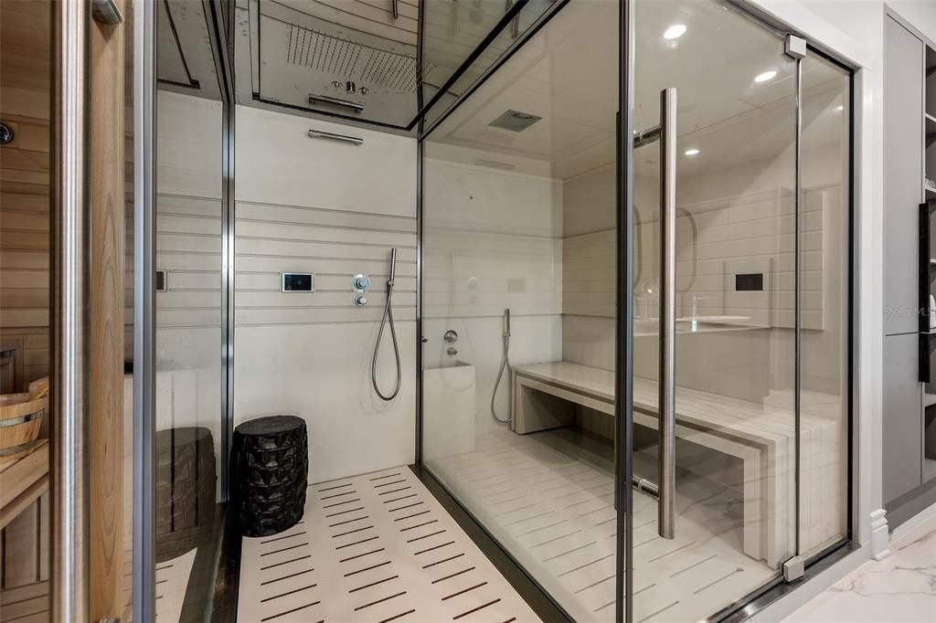 For Sale: $6,600,000 (5 beds, 5 baths, 7029 Square Feet)