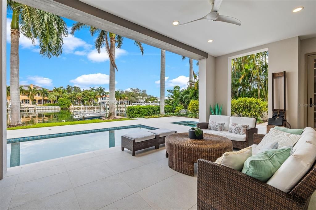 For Sale: $6,600,000 (5 beds, 5 baths, 7029 Square Feet)