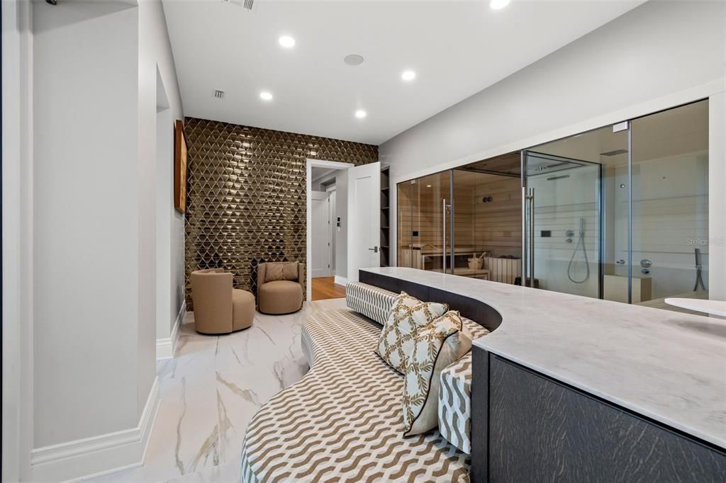 For Sale: $6,600,000 (5 beds, 5 baths, 7029 Square Feet)