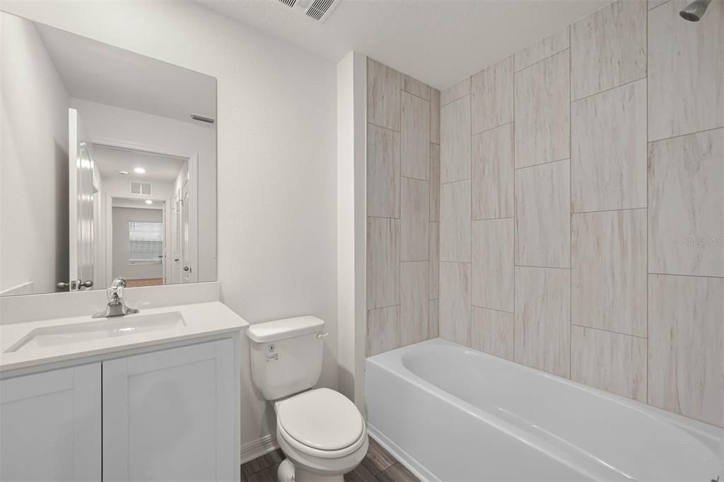 En Venta: $249,900 (3 camas, 2 baños, 1731 Pies cuadrados)