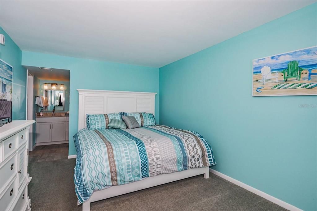 В аренду: $6,500 (2 спален, 2 ванн, 1082 Квадратных фут)