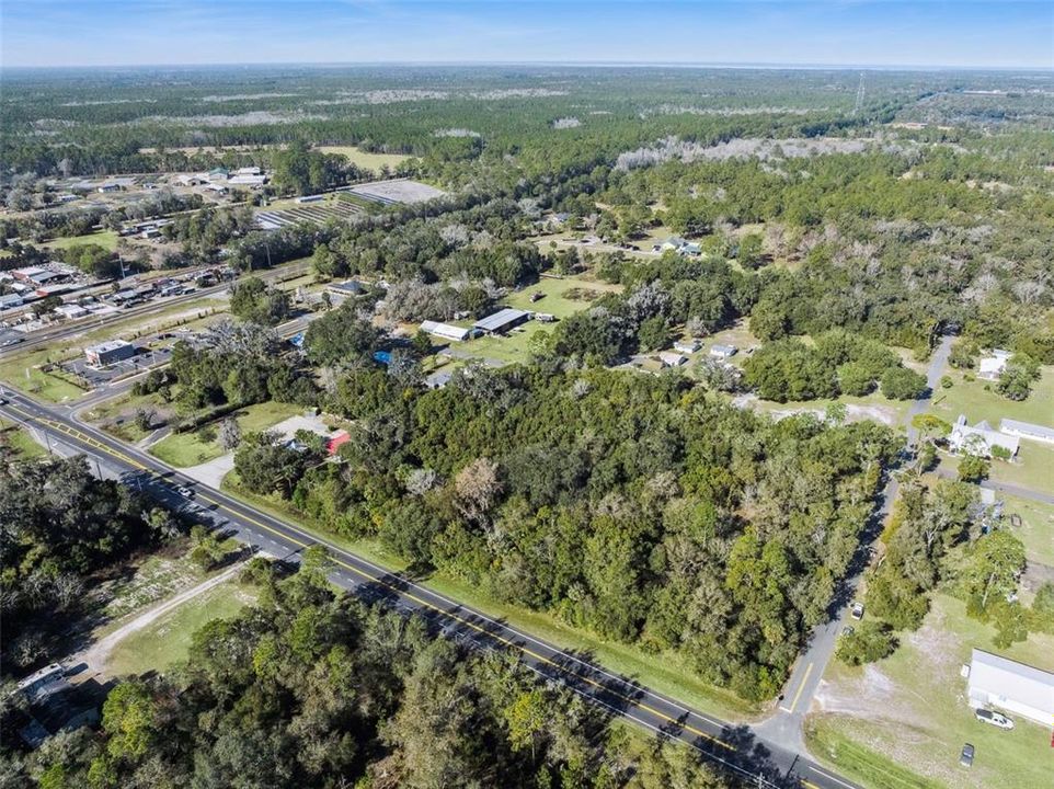 En Venta: $1,400,000 (3.04 acres)