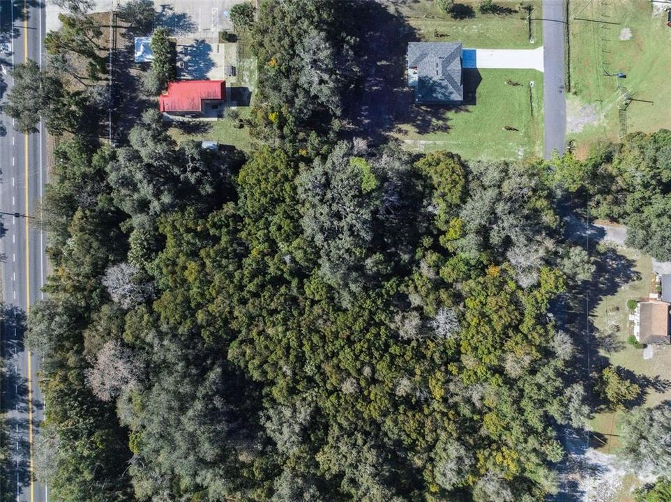 En Venta: $1,400,000 (3.04 acres)
