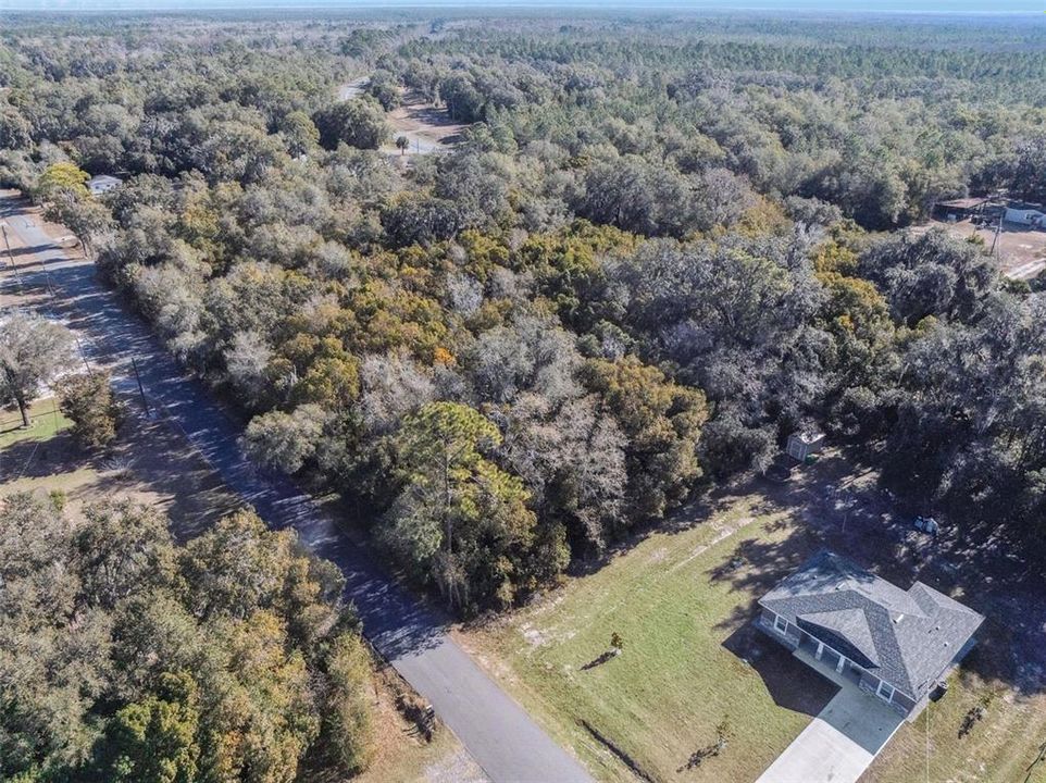 En Venta: $1,400,000 (3.04 acres)