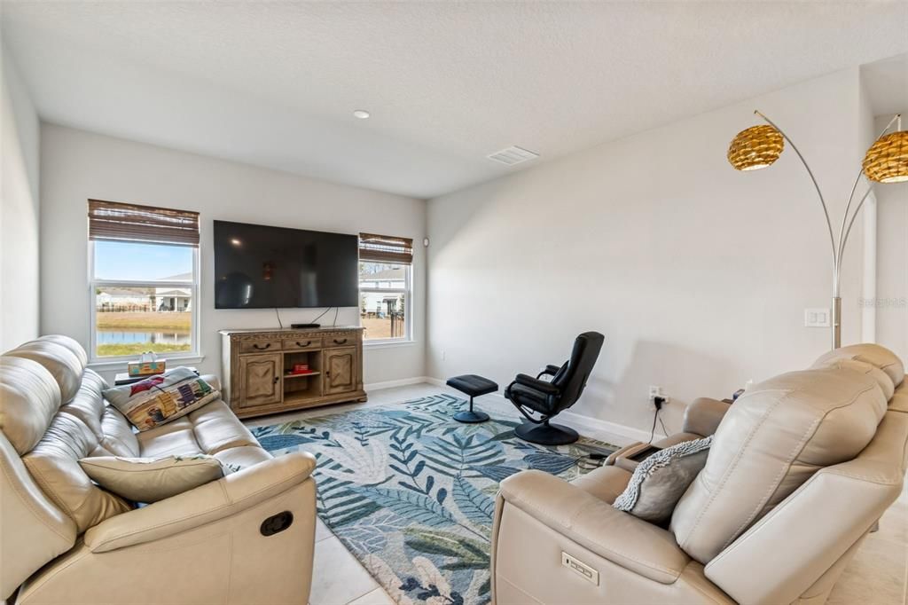 For Sale: $364,896 (3 beds, 2 baths, 2021 Square Feet)