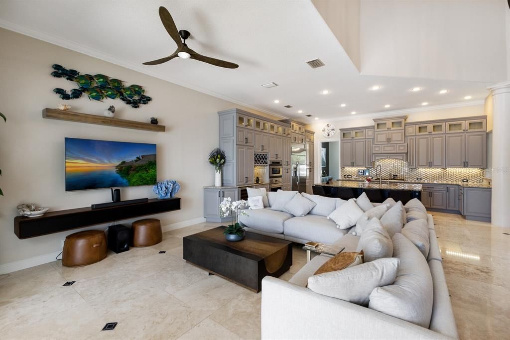 En Venta: $1,850,000 (5 camas, 3 baños, 4296 Pies cuadrados)
