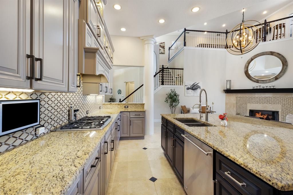 En Venta: $1,850,000 (5 camas, 3 baños, 4296 Pies cuadrados)