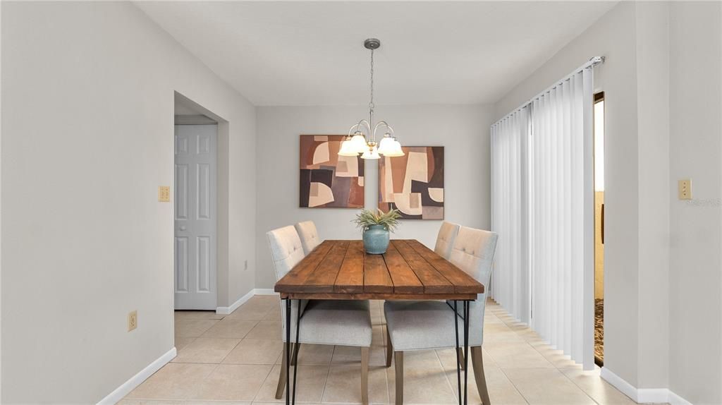 Activo con contrato: $174,000 (2 camas, 2 baños, 1338 Pies cuadrados)