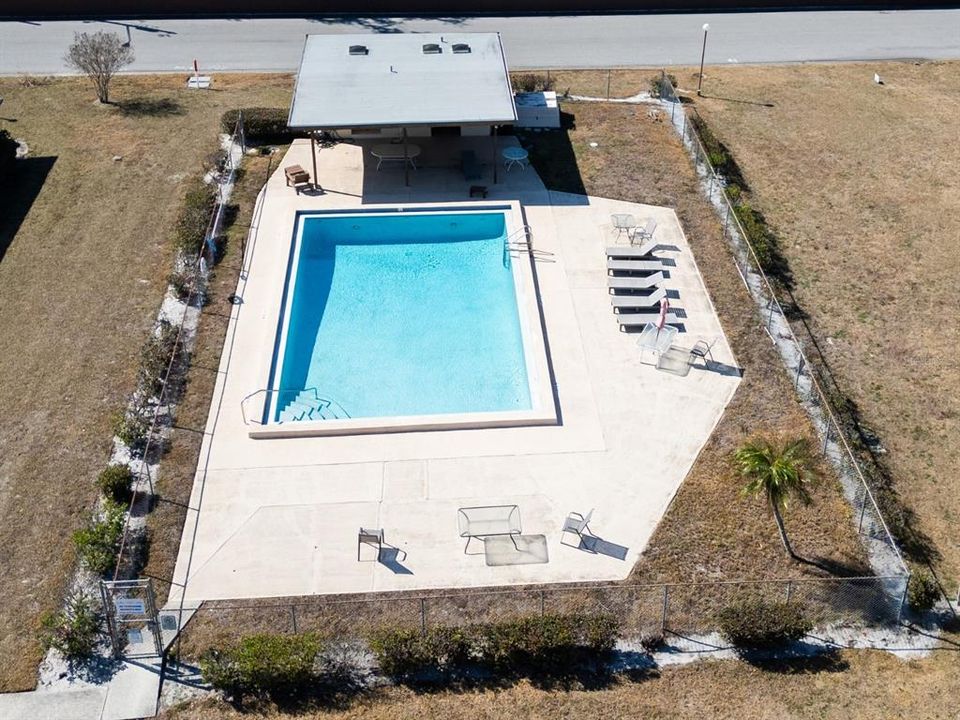 Activo con contrato: $174,000 (2 camas, 2 baños, 1338 Pies cuadrados)