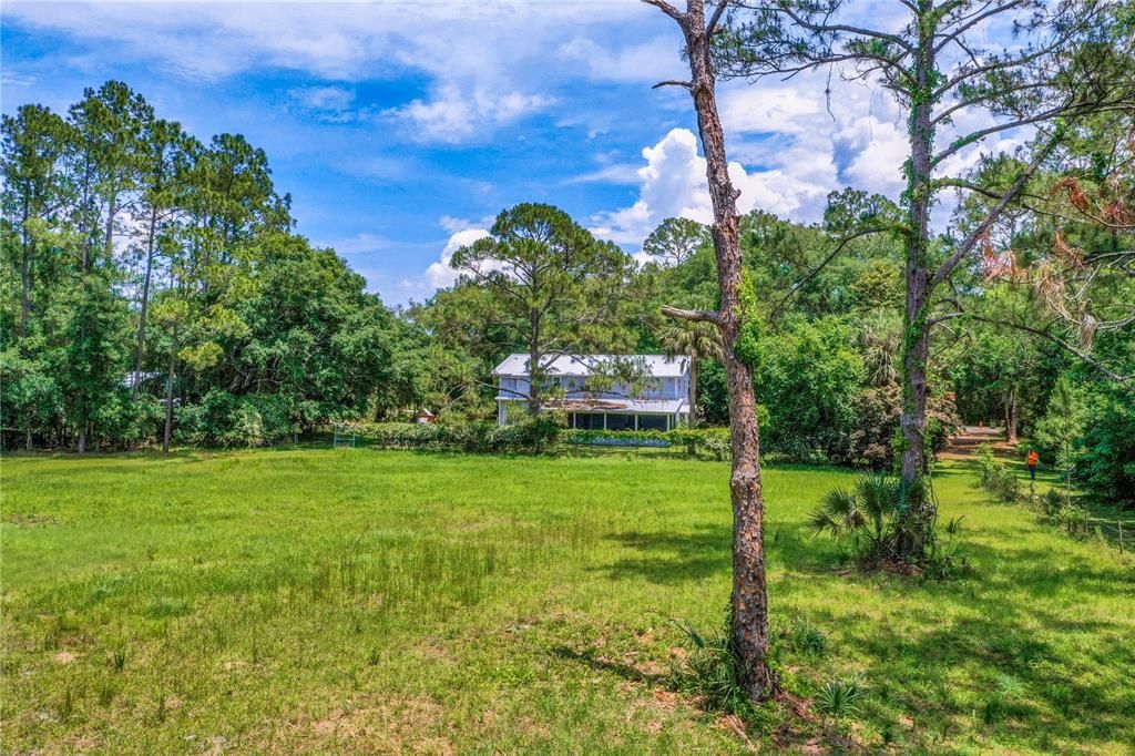 Vendido Recientemente: $157,900 (3.86 acres)