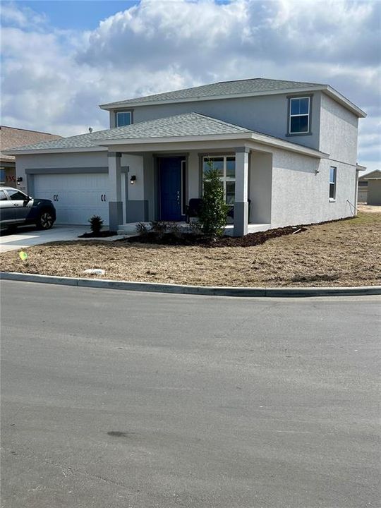 Vendido Recientemente: $419,490 (4 camas, 2 baños, 2420 Pies cuadrados)