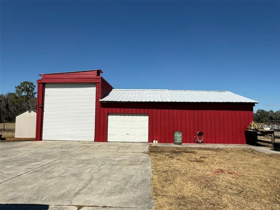 En Venta: $790,000 (3 camas, 2 baños, 2433 Pies cuadrados)