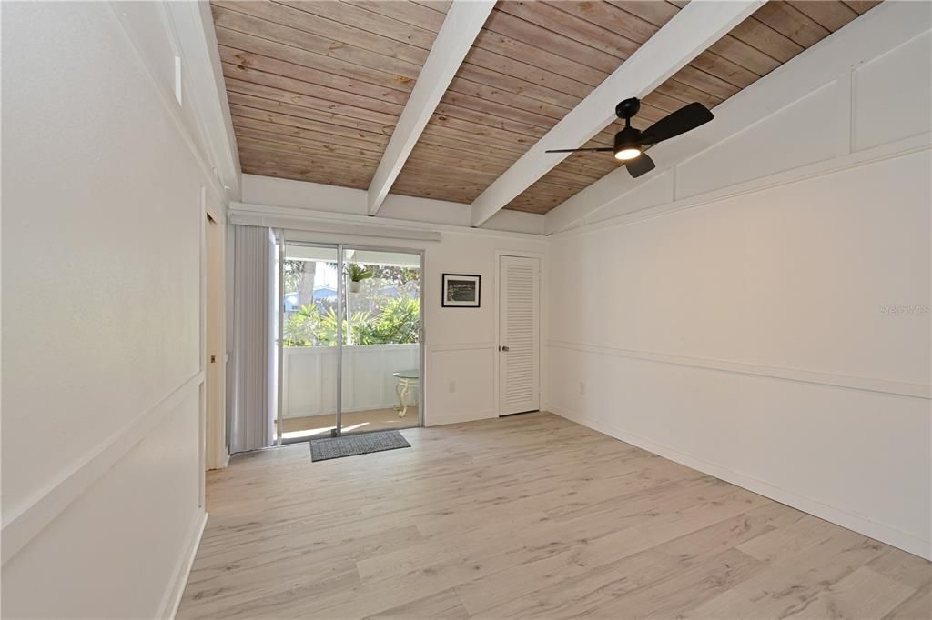 For Sale: $1,325,000 (3 beds, 2 baths, 1218 Square Feet)
