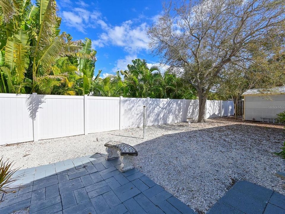 For Sale: $1,325,000 (3 beds, 2 baths, 1218 Square Feet)