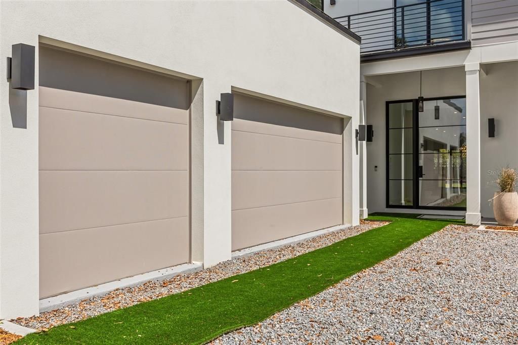 Activo con contrato: $2,394,500 (5 camas, 6 baños, 4506 Pies cuadrados)
