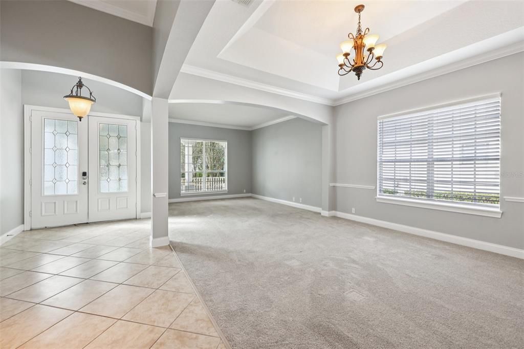 Activo con contrato: $959,900 (5 camas, 4 baños, 3337 Pies cuadrados)