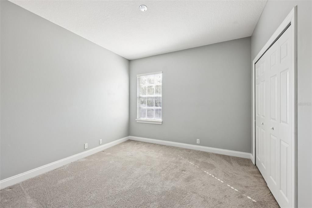 Activo con contrato: $959,900 (5 camas, 4 baños, 3337 Pies cuadrados)