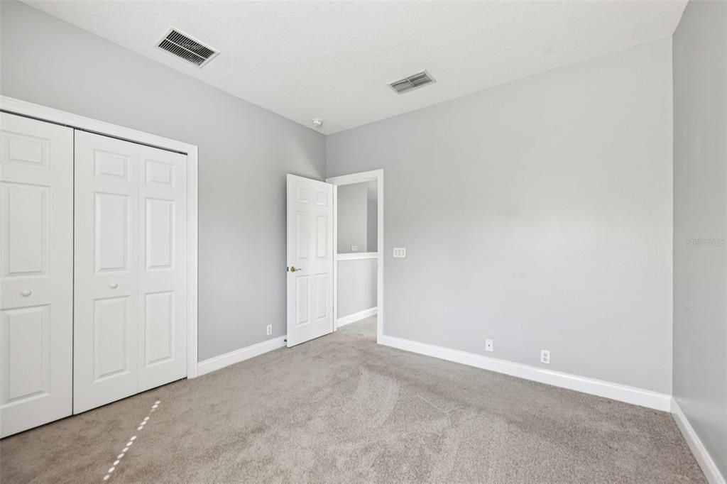 Activo con contrato: $959,900 (5 camas, 4 baños, 3337 Pies cuadrados)