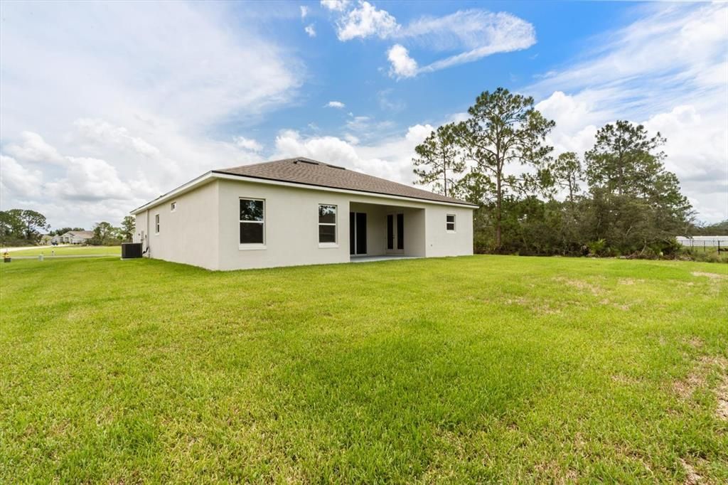 For Sale: $387,900 (4 beds, 3 baths, 2092 Square Feet)