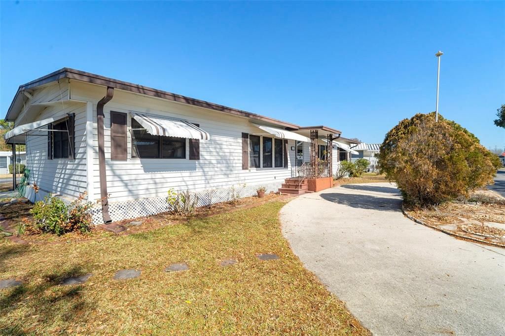 For Sale: $169,000 (3 beds, 2 baths, 1849 Square Feet)