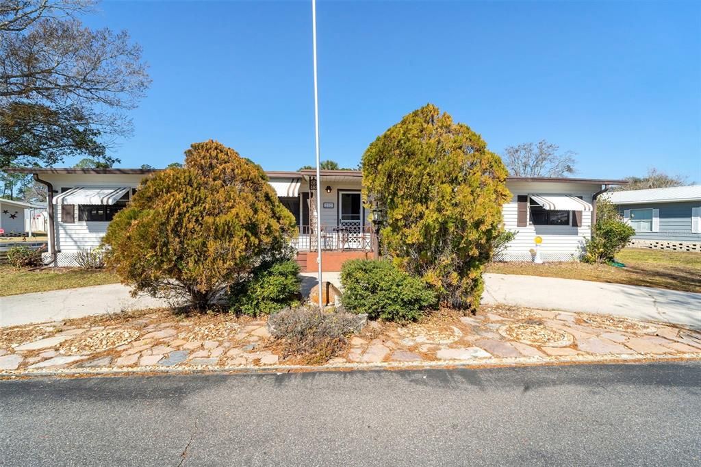 For Sale: $169,000 (3 beds, 2 baths, 1849 Square Feet)
