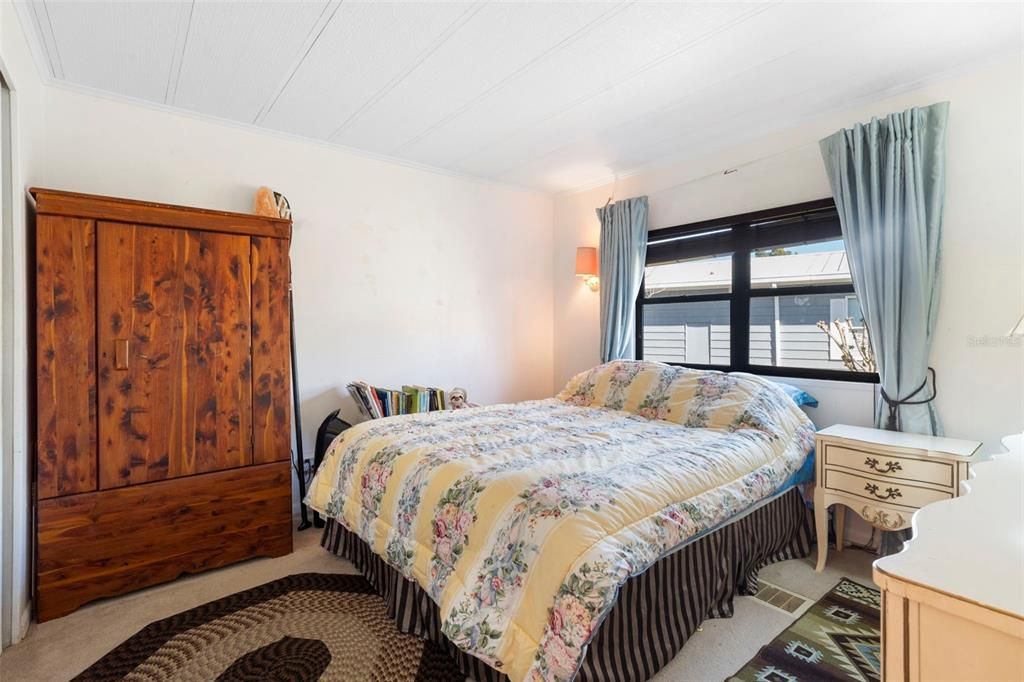 For Sale: $169,000 (3 beds, 2 baths, 1849 Square Feet)