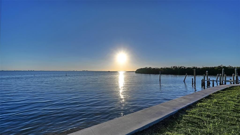 En Venta: $2,500,000 (4 camas, 3 baños, 3756 Pies cuadrados)