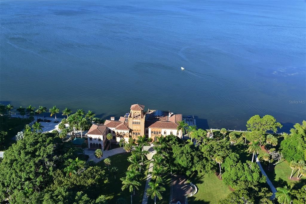 En Venta: $2,500,000 (4 camas, 3 baños, 3756 Pies cuadrados)