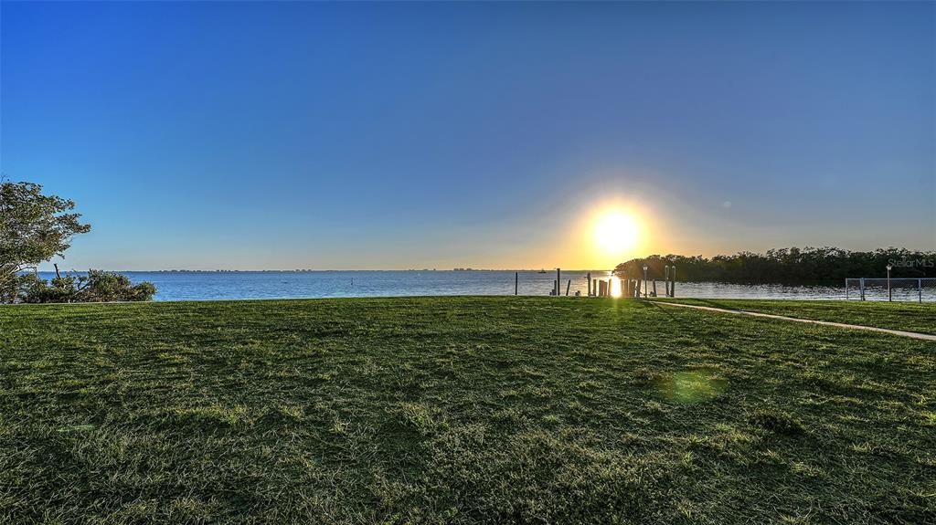 En Venta: $2,500,000 (4 camas, 3 baños, 3756 Pies cuadrados)