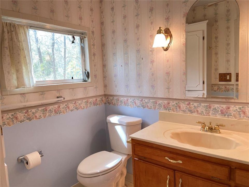 For Sale: $185,000 (3 beds, 3 baths, 2436 Square Feet)