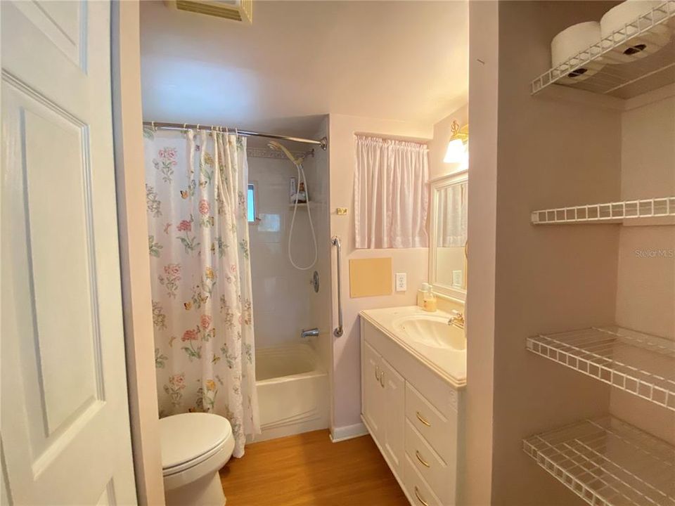 For Sale: $185,000 (3 beds, 3 baths, 2436 Square Feet)