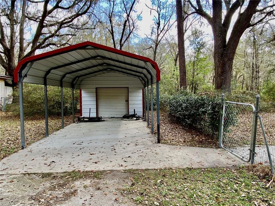 For Sale: $185,000 (3 beds, 3 baths, 2436 Square Feet)