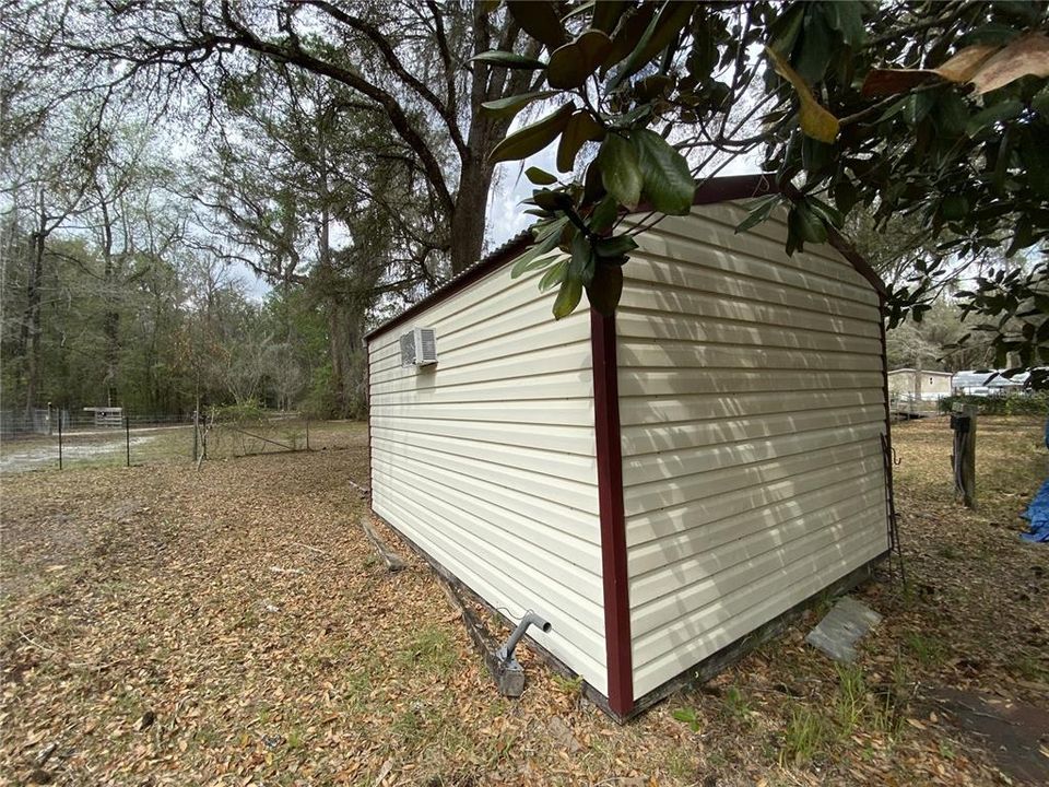 For Sale: $185,000 (3 beds, 3 baths, 2436 Square Feet)