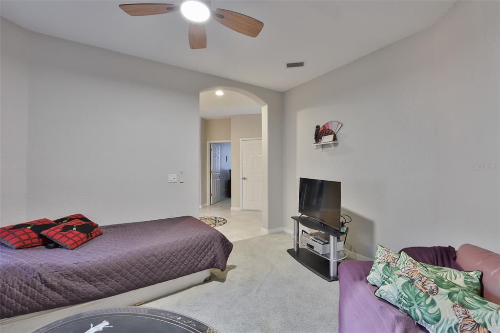 For Sale: $423,000 (3 beds, 2 baths, 2482 Square Feet)