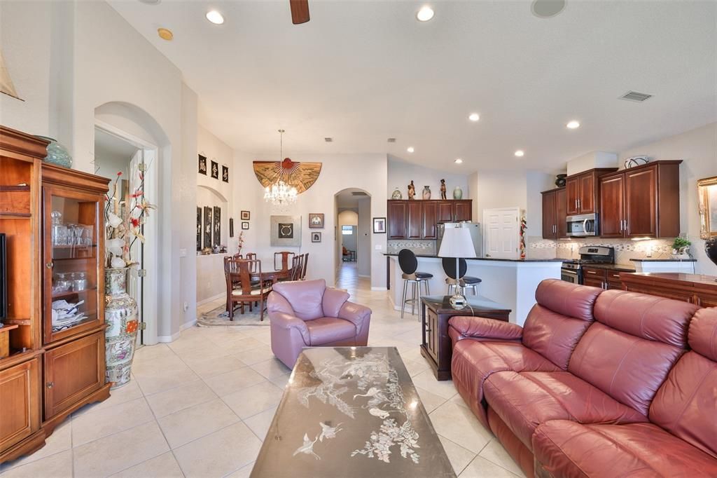 For Sale: $423,000 (3 beds, 2 baths, 2482 Square Feet)