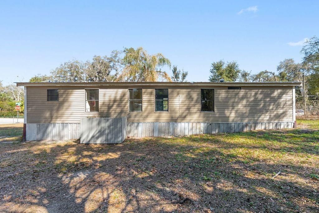 For Sale: $139,900 (3 beds, 2 baths, 1248 Square Feet)