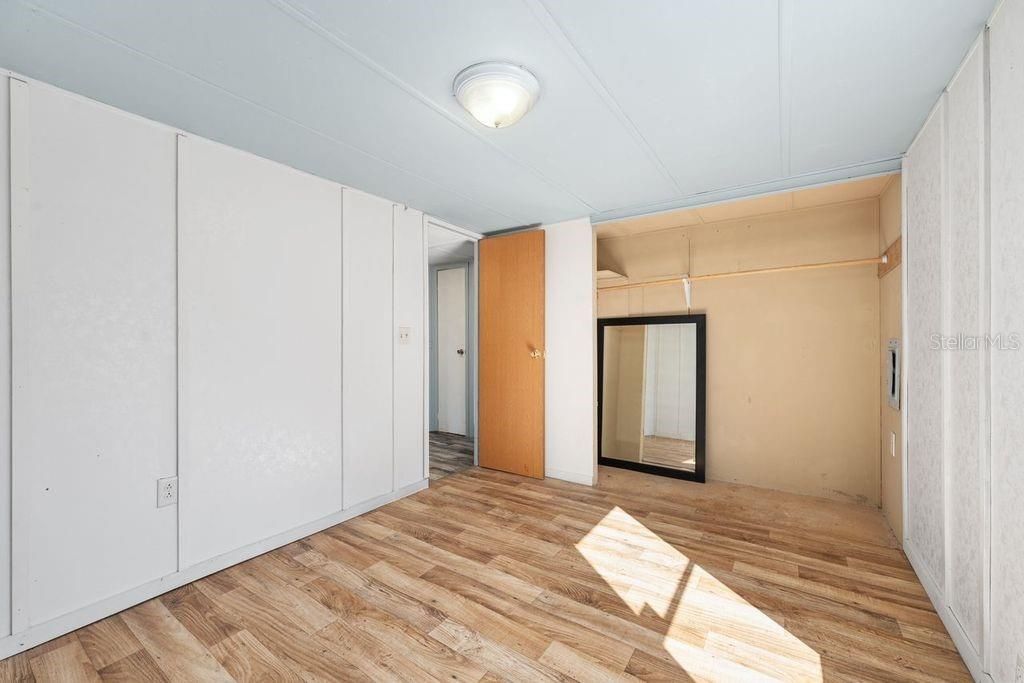 For Sale: $139,900 (3 beds, 2 baths, 1248 Square Feet)