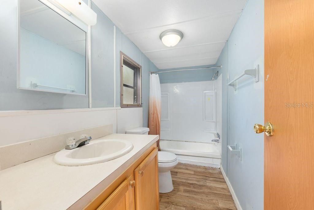 For Sale: $139,900 (3 beds, 2 baths, 1248 Square Feet)