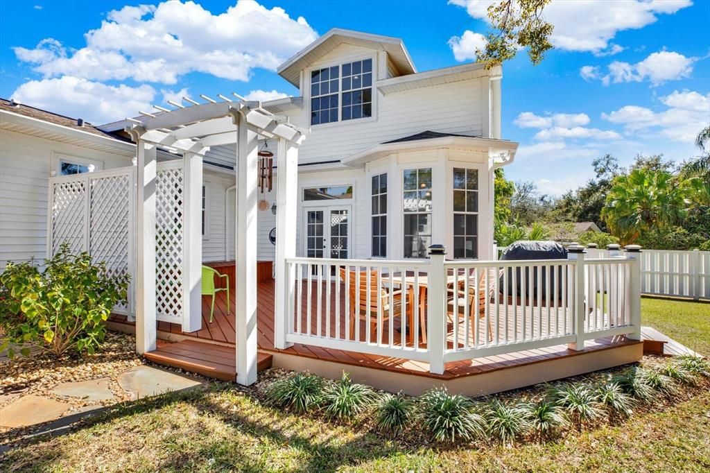 En Venta: $999,900 (4 camas, 3 baños, 3008 Pies cuadrados)
