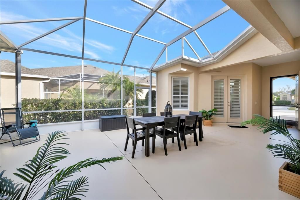 Activo con contrato: $339,900 (3 camas, 2 baños, 1612 Pies cuadrados)