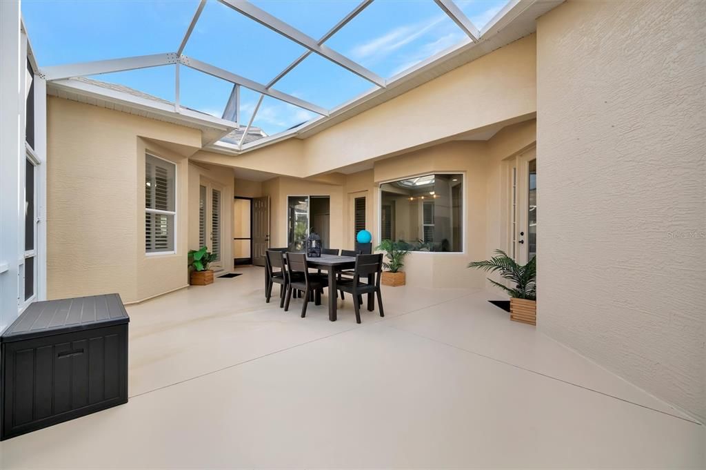 Activo con contrato: $339,900 (3 camas, 2 baños, 1612 Pies cuadrados)