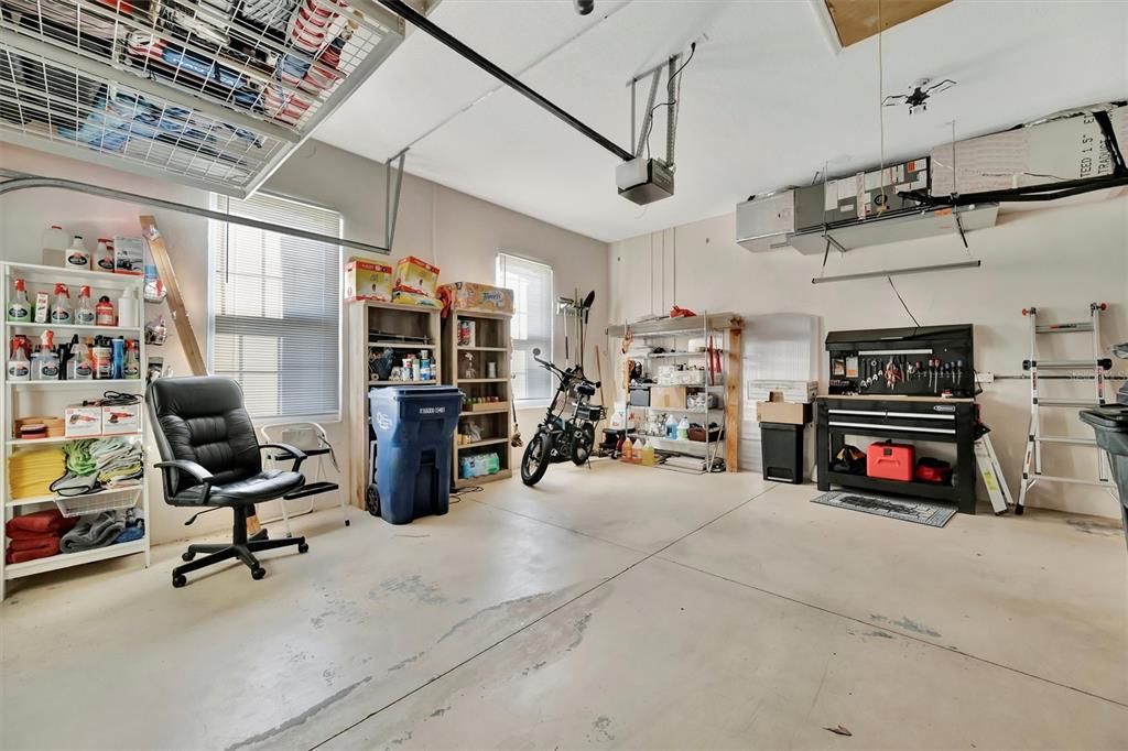 Activo con contrato: $339,900 (3 camas, 2 baños, 1612 Pies cuadrados)