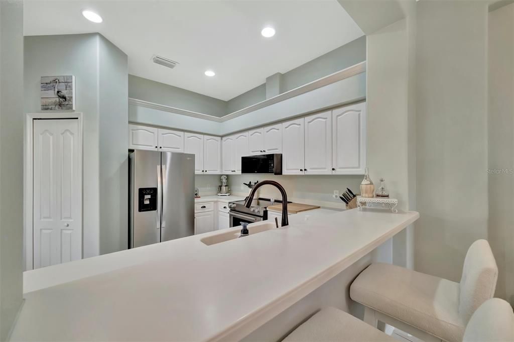 Activo con contrato: $339,900 (3 camas, 2 baños, 1612 Pies cuadrados)