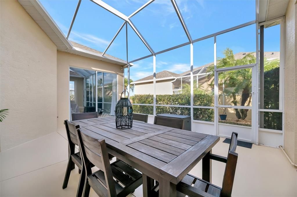 Activo con contrato: $339,900 (3 camas, 2 baños, 1612 Pies cuadrados)