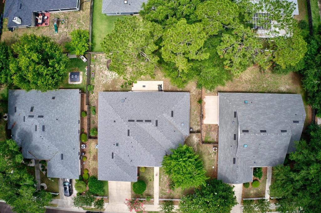 Под контрактом: $419,000 (3 спален, 3 ванн, 2039 Квадратных фут)