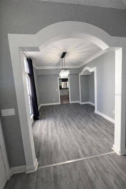 For Sale: $729,000 (4 beds, 3 baths, 3918 Square Feet)