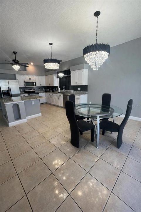 For Sale: $729,000 (4 beds, 3 baths, 3918 Square Feet)