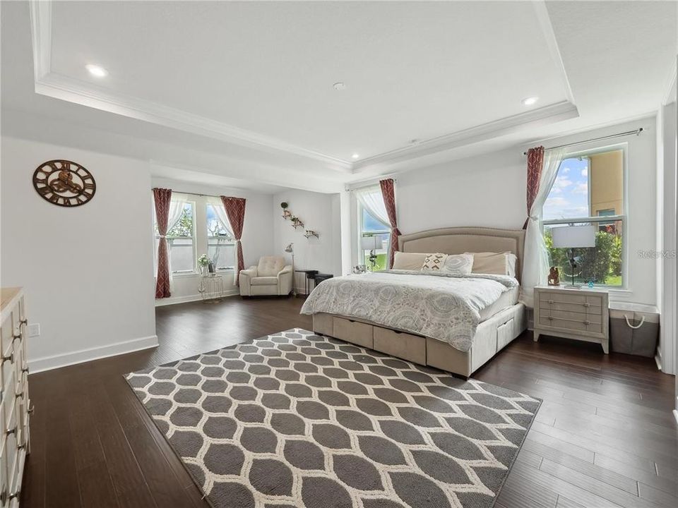 For Sale: $699,000 (4 beds, 3 baths, 4069 Square Feet)