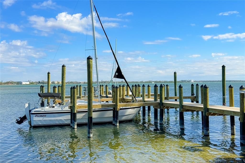 На продажу: $525,000 (2 спален, 1 ванн, 1188 Квадратных фут)