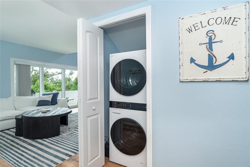 На продажу: $525,000 (2 спален, 1 ванн, 1188 Квадратных фут)